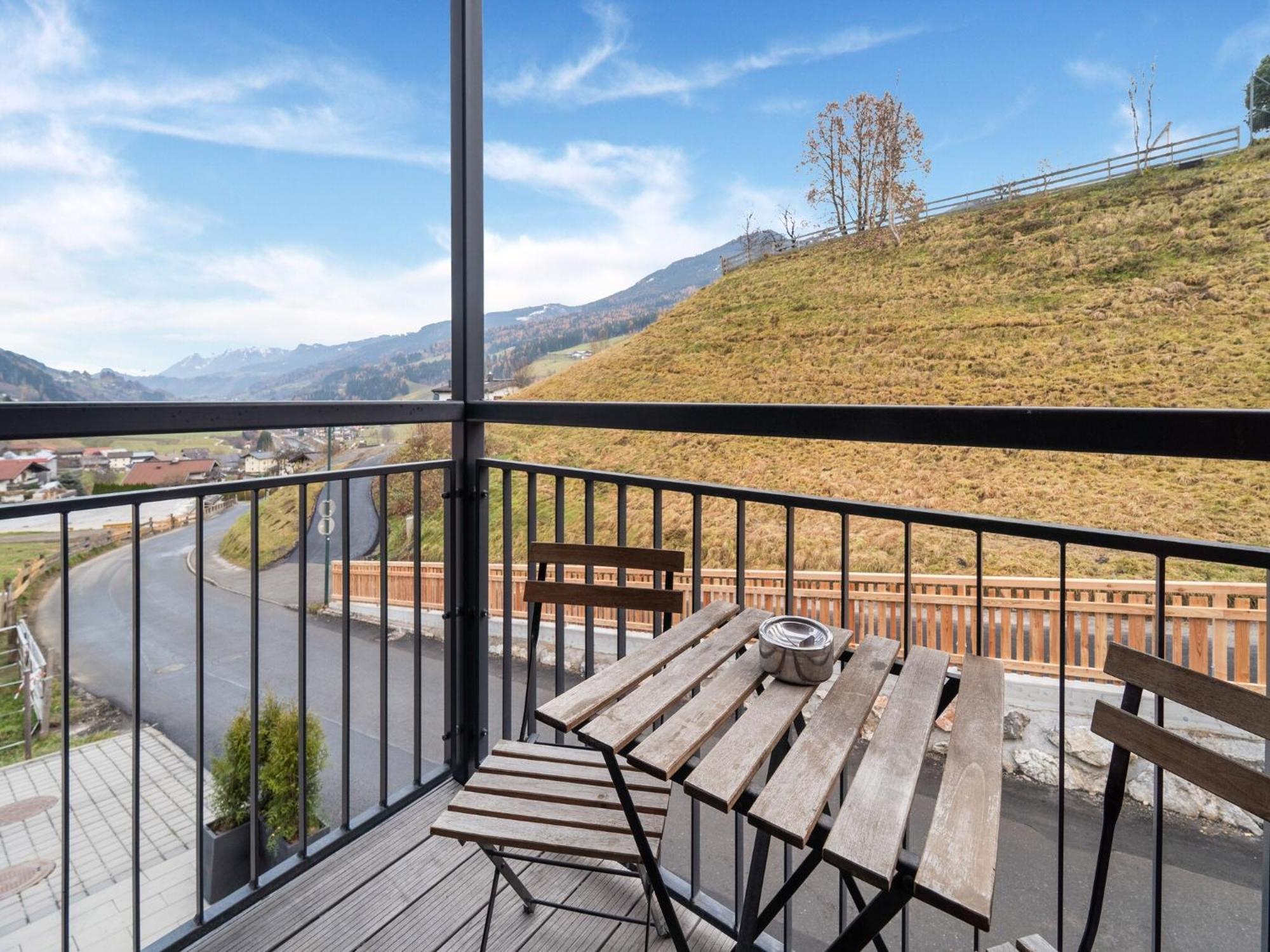 Large Apartment In Sankt Georgen With Balcony Fürstau Eksteriør billede